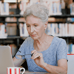 无需等待加载的免费信息轰炸机